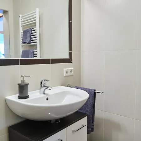 Haus Nicola باد جاستاين